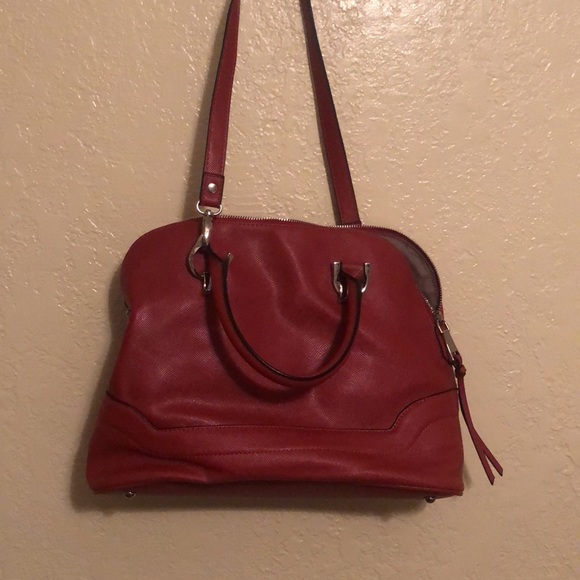 Red Handbag - Picture 2 of 5